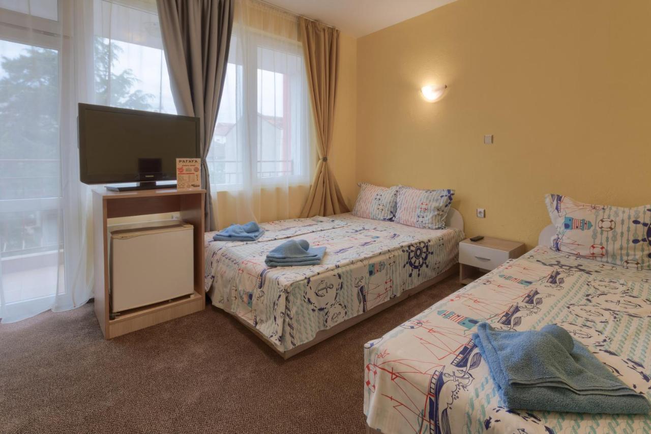 Kazlarov Guest House Китен Екстер'єр фото