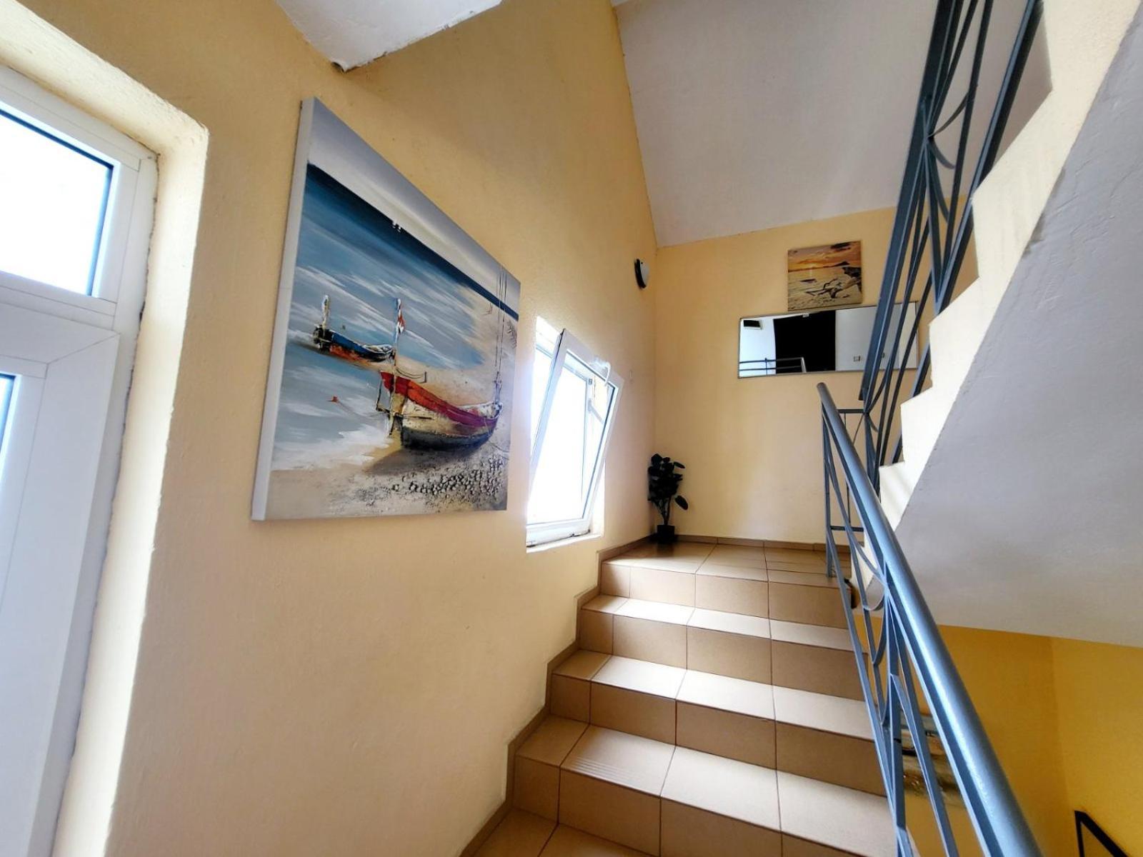 Kazlarov Guest House Китен Екстер'єр фото