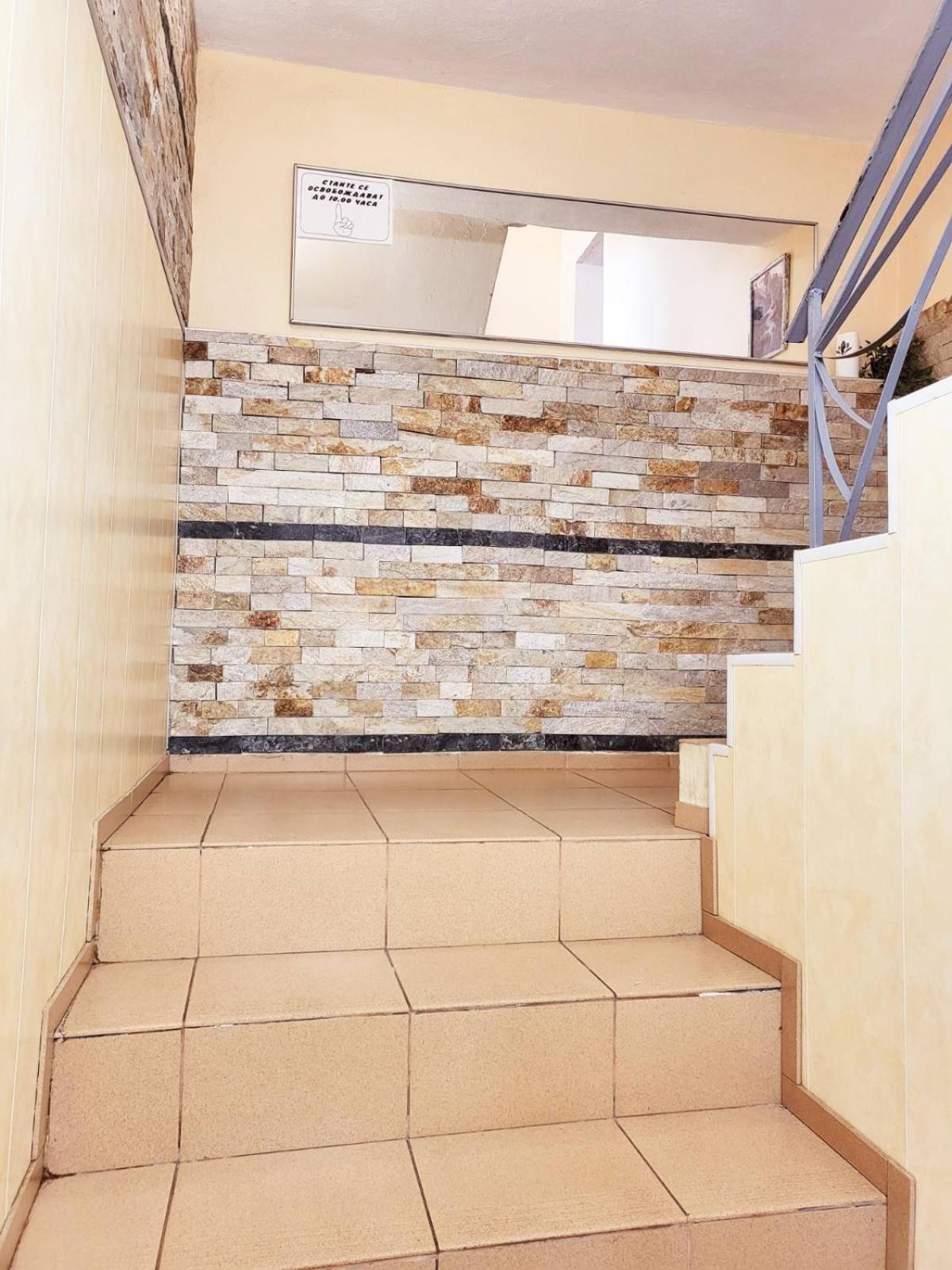 Kazlarov Guest House Китен Екстер'єр фото